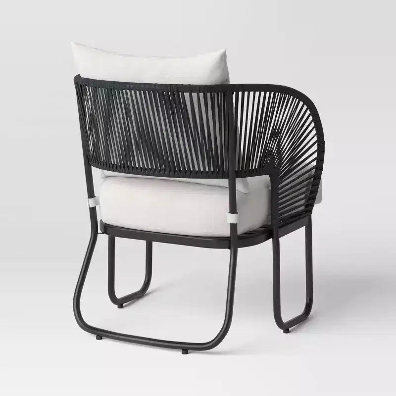 Lot de 2 fauteuils de jardin en acier Mackworth noirs - Threshold™ : structure en acier résistant aux intempéries, coussins en polyester