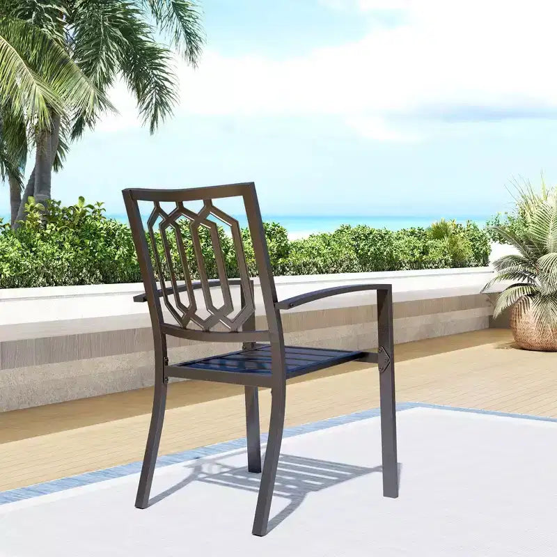 Ensemble de salle à manger d'extérieur 5 pièces avec chaises empilables et table ronde en métal avec trou pour parasol - Noir - Captiva Designs : Ensemble de patio résistant aux intempéries