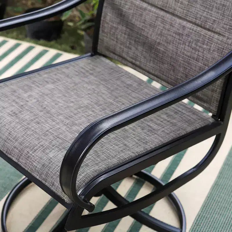 Ensemble de salle à manger 3 pièces pour patio avec petite table carrée avec trou pour parasol et chaises rembourrées à bras pivotantes à 360° - Captiva Designs