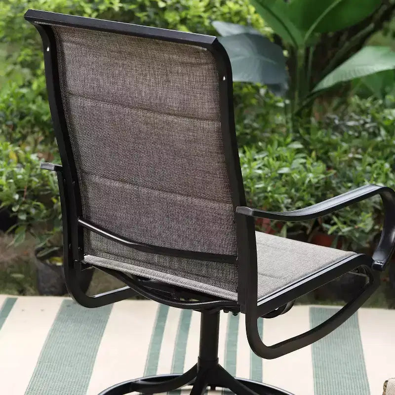 Ensemble de salle à manger 3 pièces pour patio avec petite table carrée avec trou pour parasol et chaises rembourrées à bras pivotantes à 360° - Captiva Designs