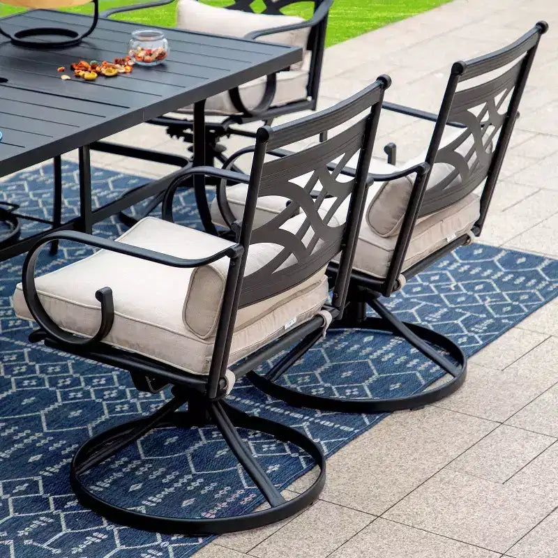 Ensemble repas de jardin 5 pièces : Chaises pivotantes, Table ronde, Trou de parasol - Captiva Designs