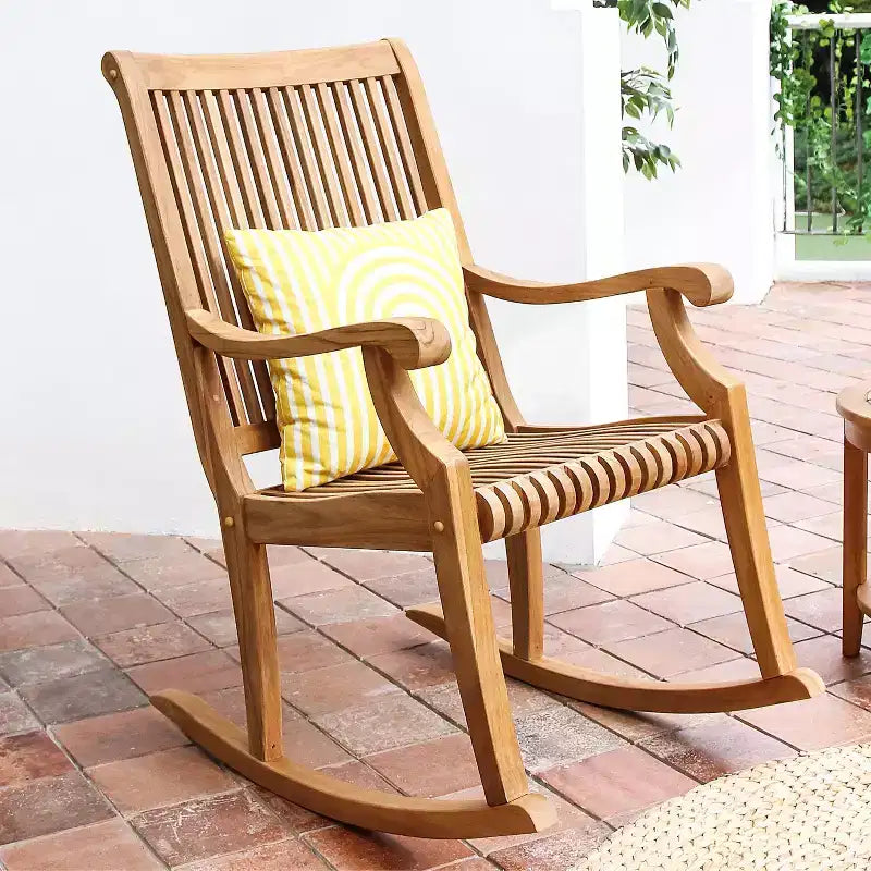 Fauteuil à bascule d'extérieur en teck Sonoma Lane Rockport - Résistant aux intempéries, capacité de 113 kg