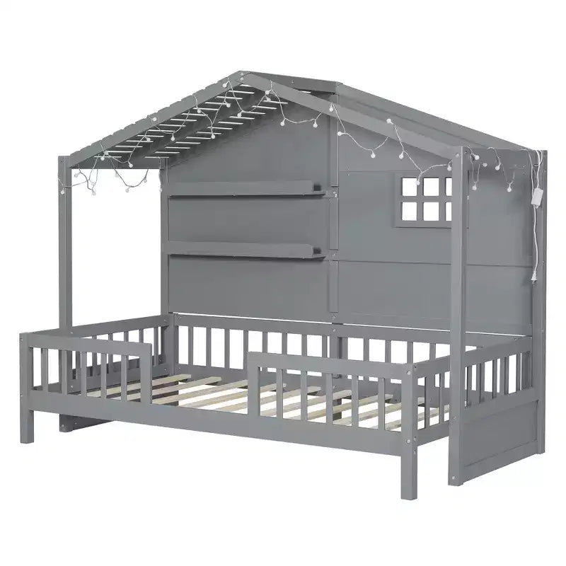 Lit cabane double avec étagères de rangement et barrières, cadre de lit Montessori en bois pour enfants avec fenêtre et bande lumineuse scintillante