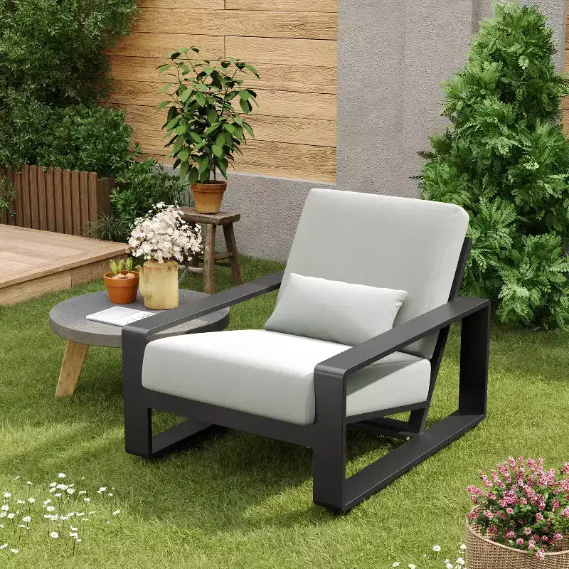 Christopher Knight Home Adrian Fauteuil de club extérieur en aluminium avec coussin lombaire, beige/argent