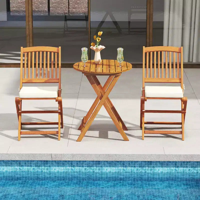 Lot de 4 chaises pliantes d'extérieur Costway en bois d'acacia, dossier haut, avec coussins d'assise beige/bleu marine/rouge