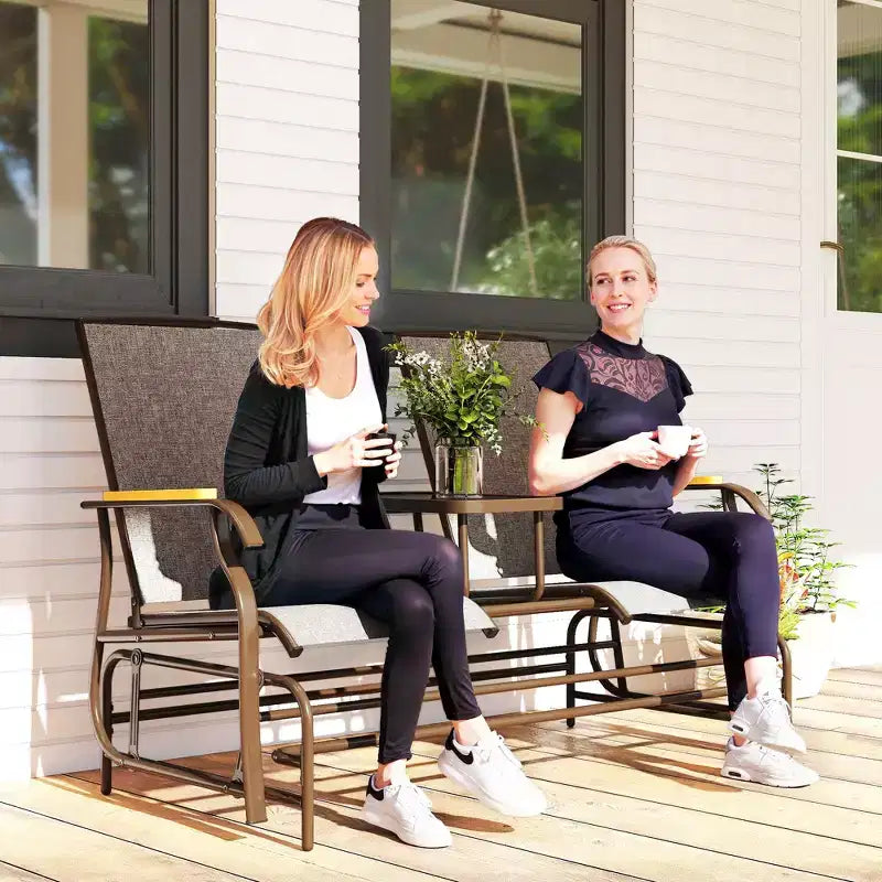 Banc à bascule Outsunny pour 2 personnes avec table, balançoire de jardin en maille respirante pour terrasse, jardin, arrière-cour, porche