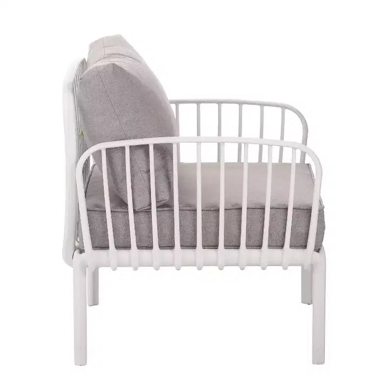 Fauteuil de jardin club rembourré en polypropylène Christopher Knight Home Hester