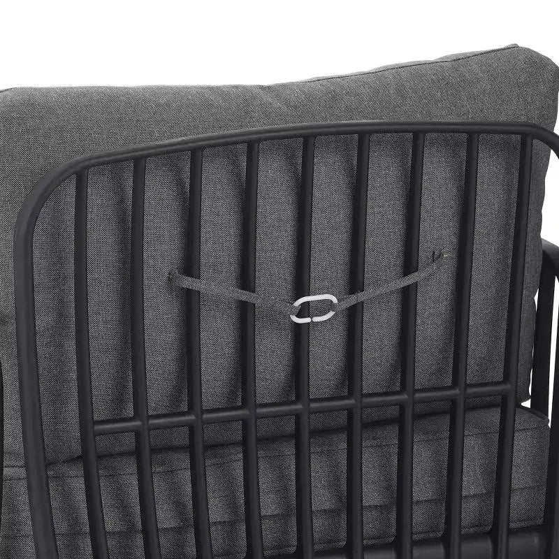 Fauteuil de jardin club rembourré en polypropylène Christopher Knight Home Hester