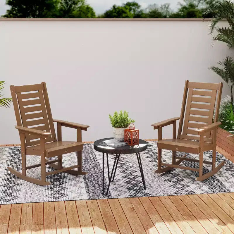 Outsunny Lot de 2 chaises à bascule d'extérieur, fauteuils à bascule de terrasse en PEHD avec dossier haut de 71 cm, accoudoirs larges et assise à lattes pour porche, jardin, balcon