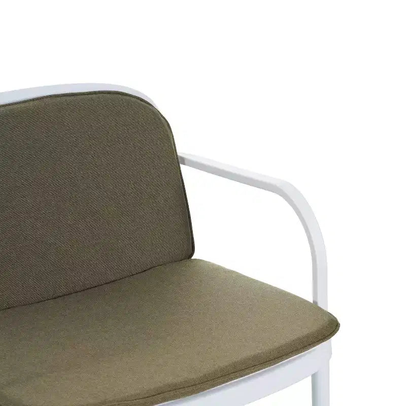 Christopher Knight Home Gudrun Fauteuil club d'extérieur en polypropylène avec coussin résistant à l'eau (Lot de 2)