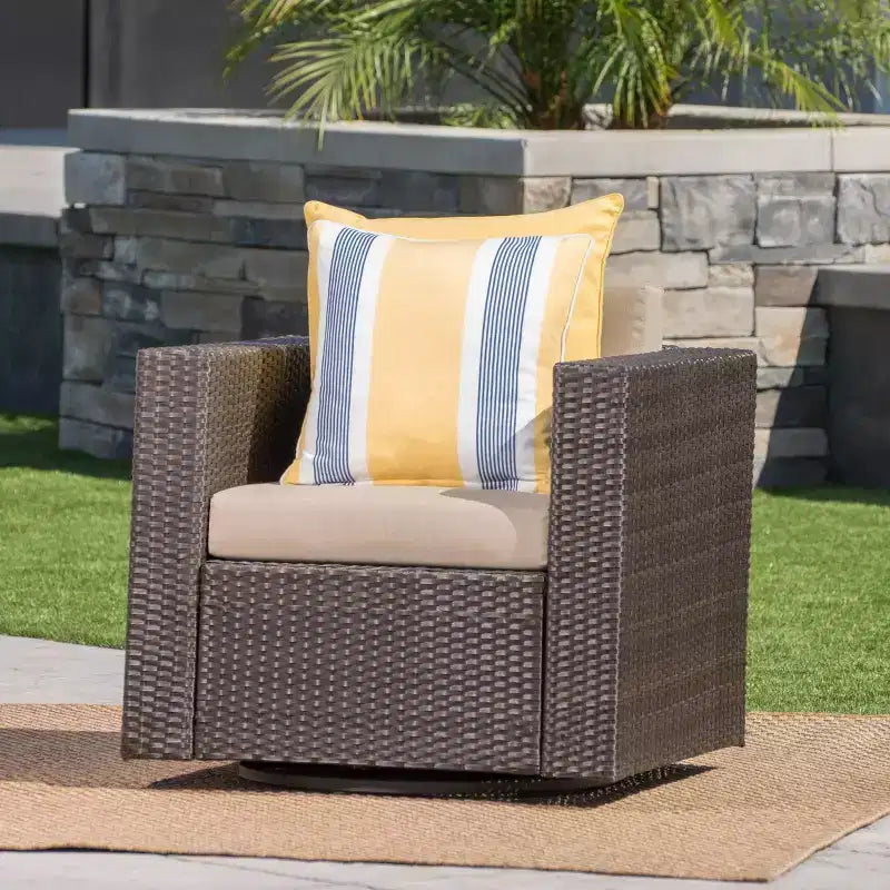 Christopher Knight Home Puerta Outdoor Wicker Swivel Club Chair with Water-Resistant Cushions