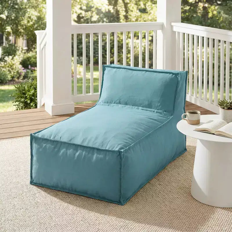 Fauteuil lounge poire d'extérieur moderne, minimaliste et polyvalent Christopher Knight Home Maegan