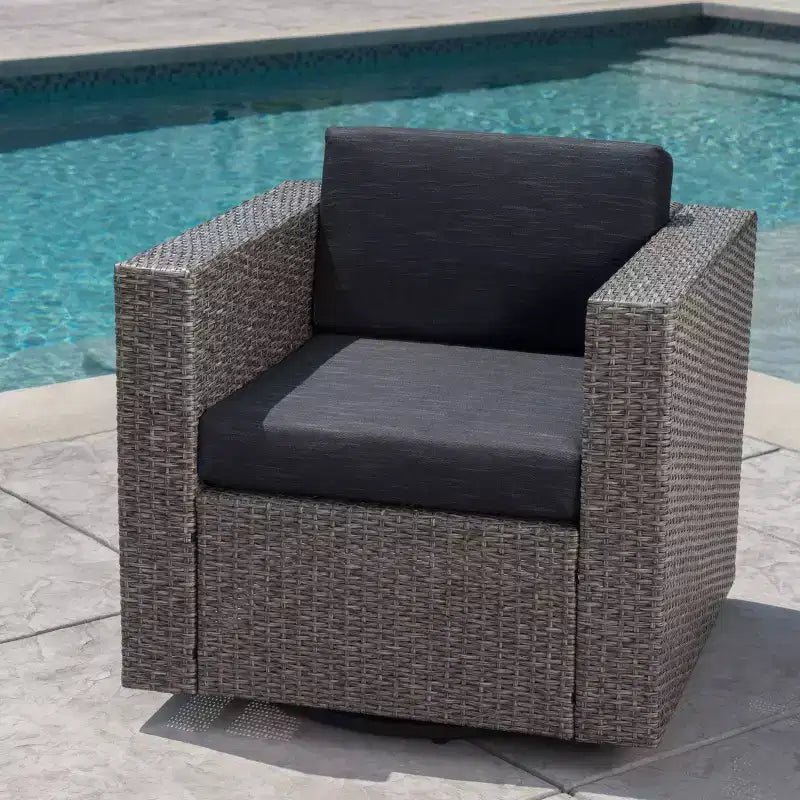 Fauteuils d'appoint pivotants Okak 360 pour terrasse, fauteuils d'extérieur en rotin PE avec base en fer et dossier rembourré, sièges de mobilier de terrasse, individuel, marron/beige