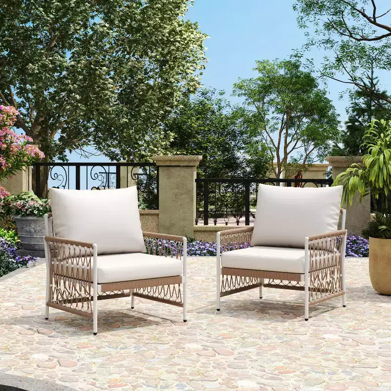 Christopher Knight Home Miles Chaises longues de jardin bohèmes avec cordes tissées à la main et coussins (Lot de 2)