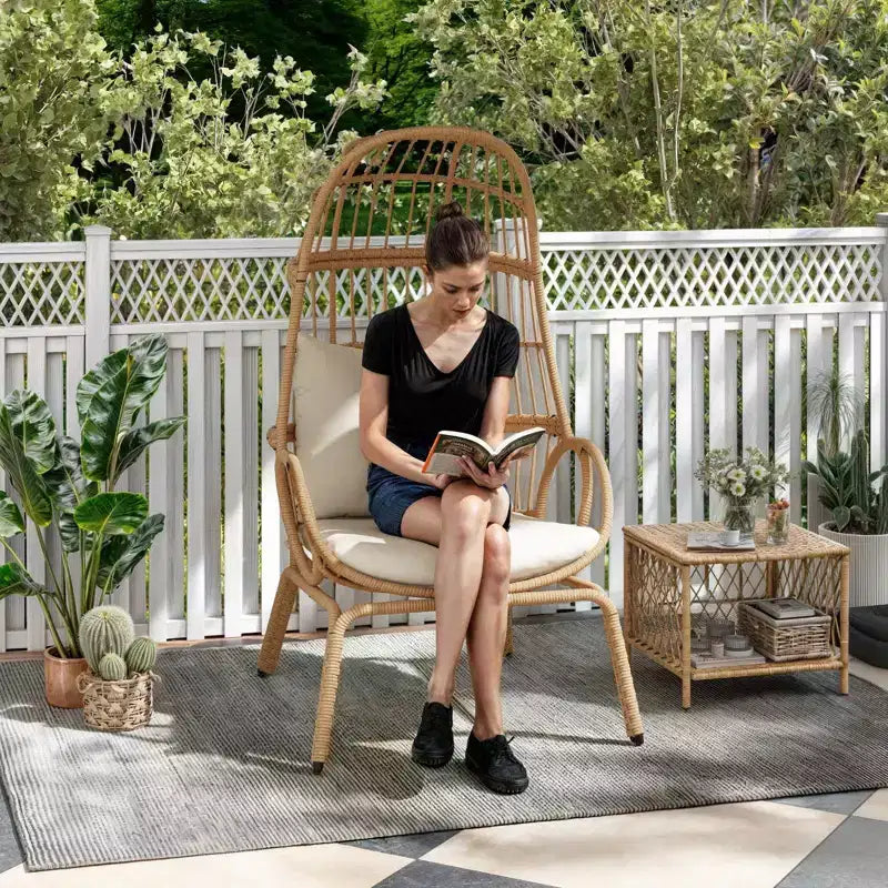 Fauteuil œuf de jardin en osier avec dossier haut et coussin pour l'intérieur et l'extérieur