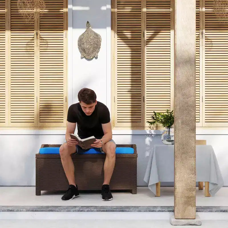Banc de rangement d'extérieur en osier avec espace de rangement et coussin