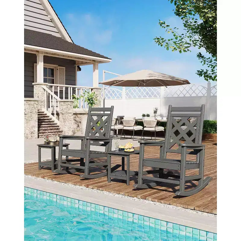 Lot de 2 chaises à bascule avec table d'appoint, chaises à bascule de patio en PEHD résistantes aux intempéries avec texture bois