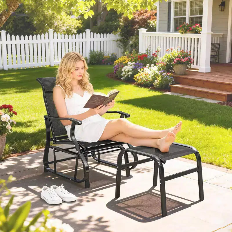 Outsunny Fauteuil planeur d'extérieur avec ottoman, ensemble de planeur de patio 2 pièces avec dossier haut, siège large, maille respirante pour porche, jardin, arrière-cour