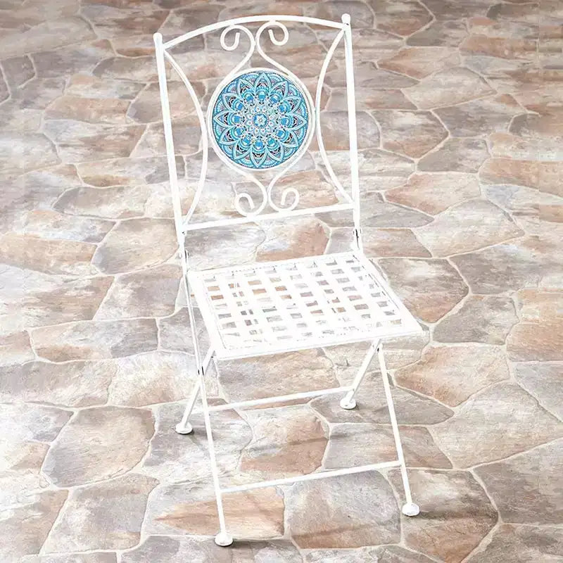 Chaise d'extérieur en mosaïque métallique blanche The Lakeside Collection -