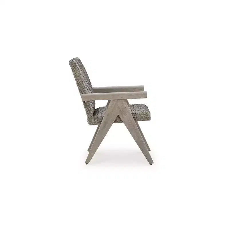 Fauteuils d'extérieur Haven Retreat Signature Design by Ashley, lot de 2, en osier tout temps avec coussins, beige