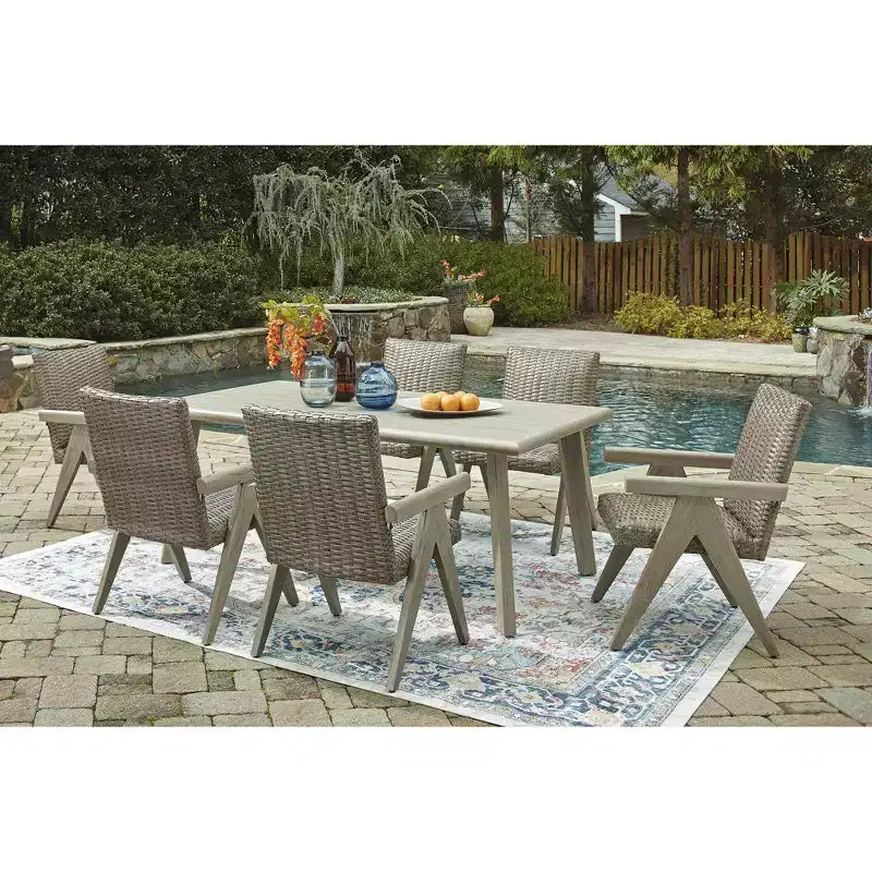 Fauteuils d'extérieur Haven Retreat Signature Design by Ashley, lot de 2, en osier tout temps avec coussins, beige