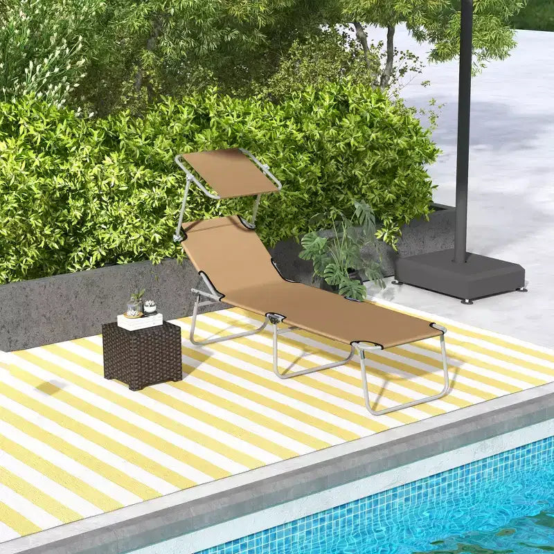 Chaise longue de piscine pliable avec pare-soleil