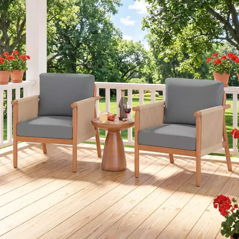 Chaise de patio Costway en bois d'acacia avec accoudoirs et dossier en corde tressée et coussins, pour jardin, couleur naturelle + gris/blanc