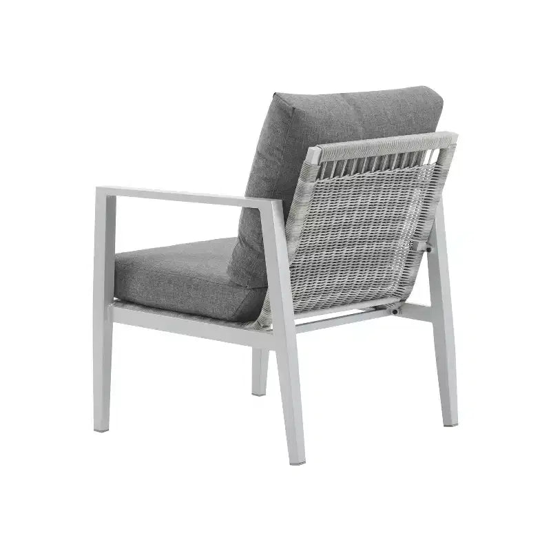 Chaise longue en aluminium argenté avec accents en corde, coussins confortables, structure thermolaquée pour l'extérieur ou l'intérieur