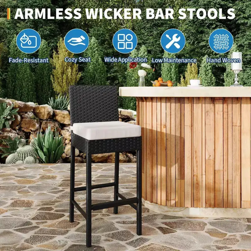 Lot de 2 tabourets de bar d'extérieur en osier avec coussins, tabourets hauts en rotin sans accoudoirs pour patio, piscine, balcon et jardin