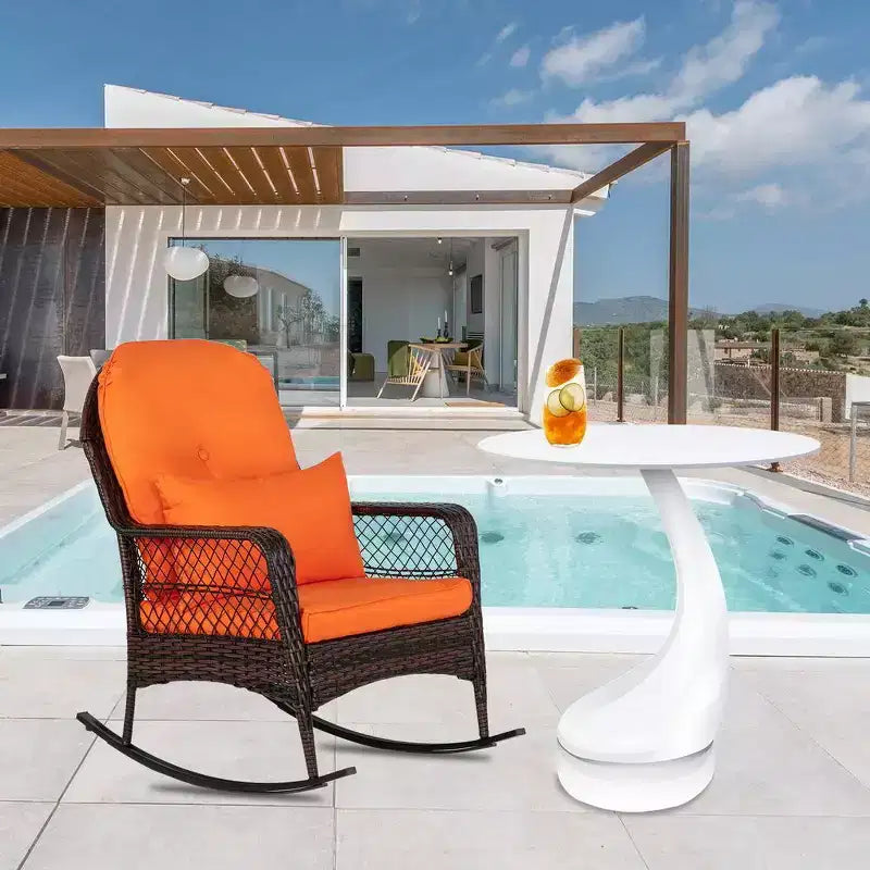 Karl Home | Fauteuil à bascule d'extérieur en osier Ashawnti