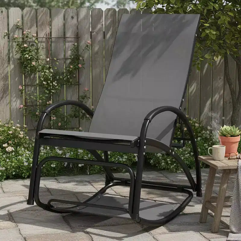 Chaise à bascule d'extérieur convertible Gymax avec dossier réglable sur 4 positions et accoudoirs incurvés ergonomiques