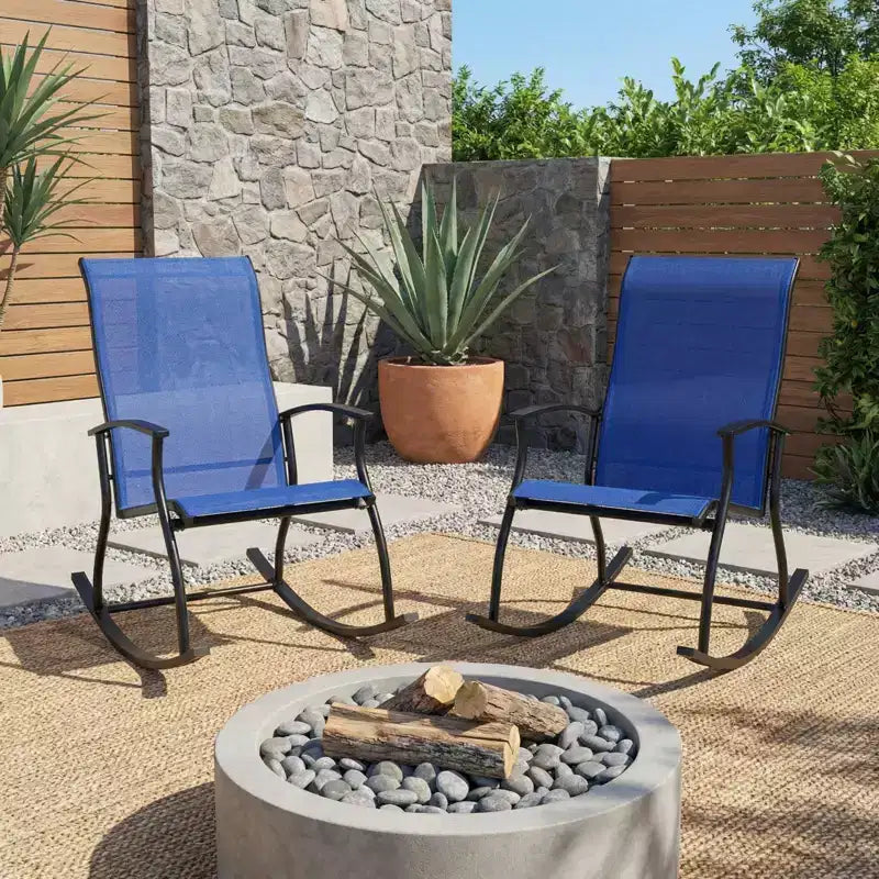 Chaises à bascule d'extérieur Gymax (lot de 2/4) avec dossier ventilé et mouvement de bascule fluide et sûr Bleu marine + Noir/Marron + Noir/Noir