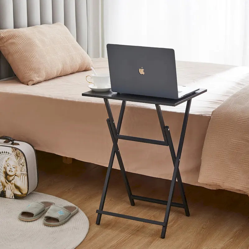 Lot de 2 tables de plateau TV pliantes, table d'appoint de canapé portable, table à goûter industrielle, peu encombrante et facile à plier, bois rustique