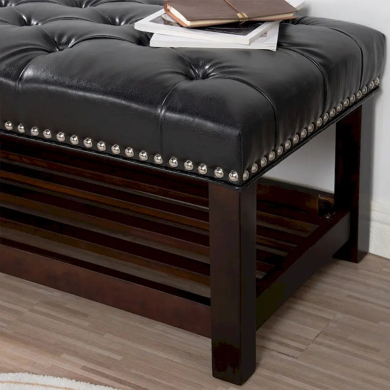 Christopher Knight Home - Banc de bout de lit rembourré Florian touffeté avec garniture cloutée et étagère