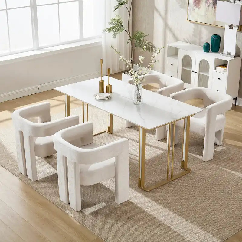 Lot de chaises de salle à manger confortables en tissu pour différents espaces