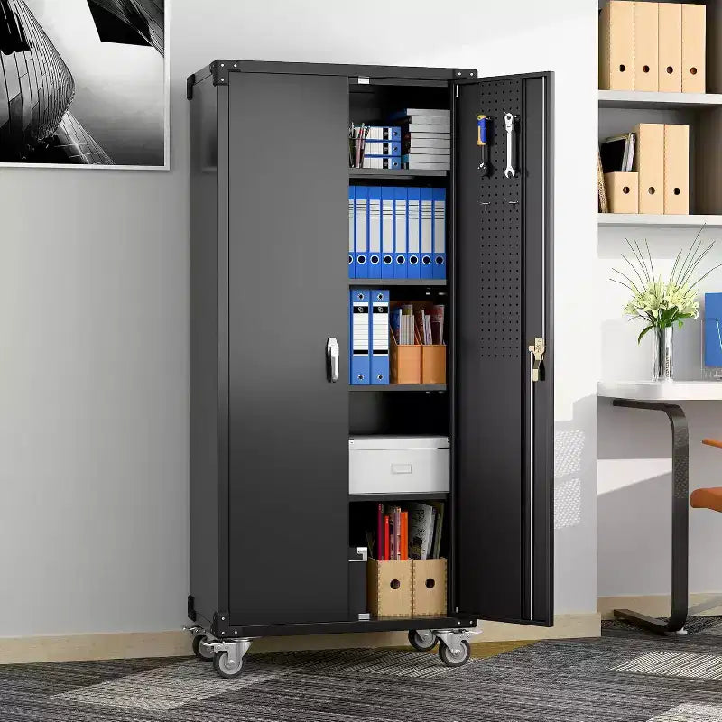 Armoire de rangement de garage avec roues et panneau perforé, armoire de rangement métallique verrouillable de 72 po de hauteur avec 2 portes et 4 étagères réglables pour atelier de garage