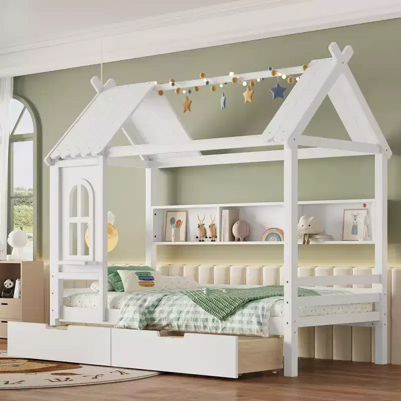 Lit cabane avec tiroirs de rangement et fenêtre, cadre en bois massif avec étagères, design amusant et enfantin, blanc clair