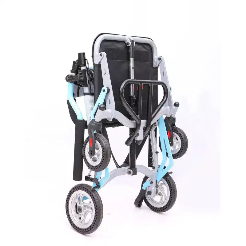 Fauteuil roulant de transport ultra-léger pour personnes âgées, fauteuil de transport pliable et portable, avec frein à main verrouillable et accoudoirs escamotables amovibles