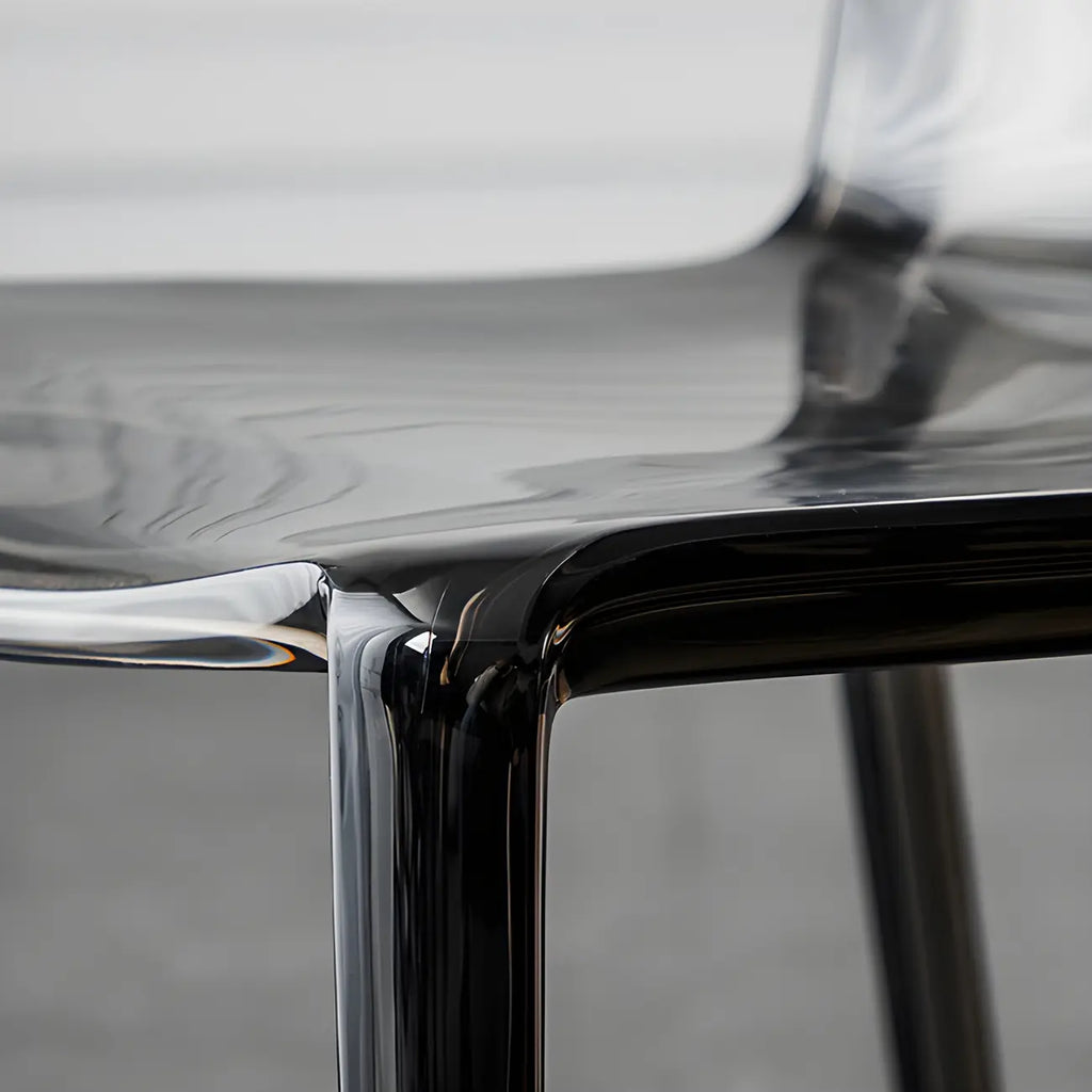 Chaise de salle à manger sans accoudoirs à dossier bas en acrylique ambre