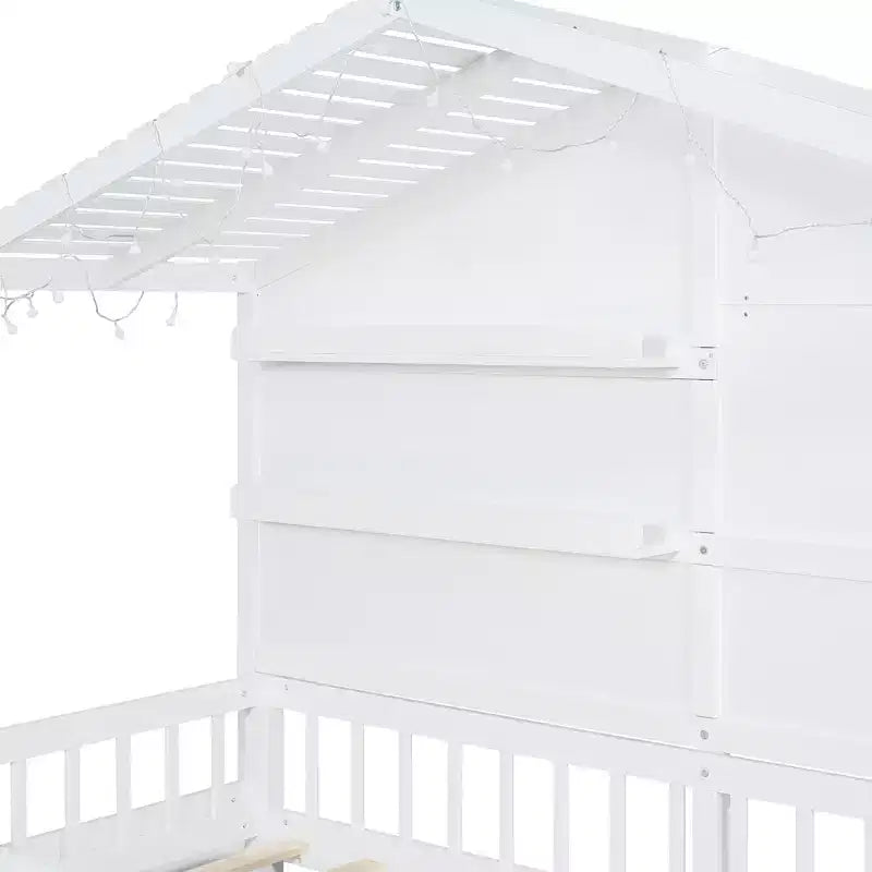 Lit cabane double avec étagères de rangement et barrières, cadre de lit Montessori en bois pour enfants avec fenêtre et bande lumineuse scintillante