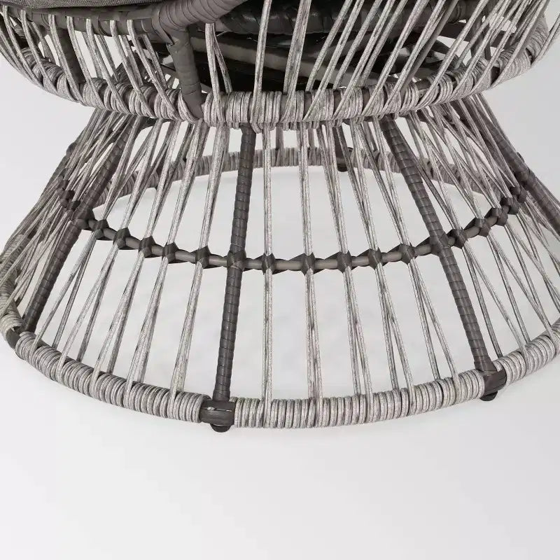 Fauteuil œuf pivotant en osier Pintan – Christopher Knight Home