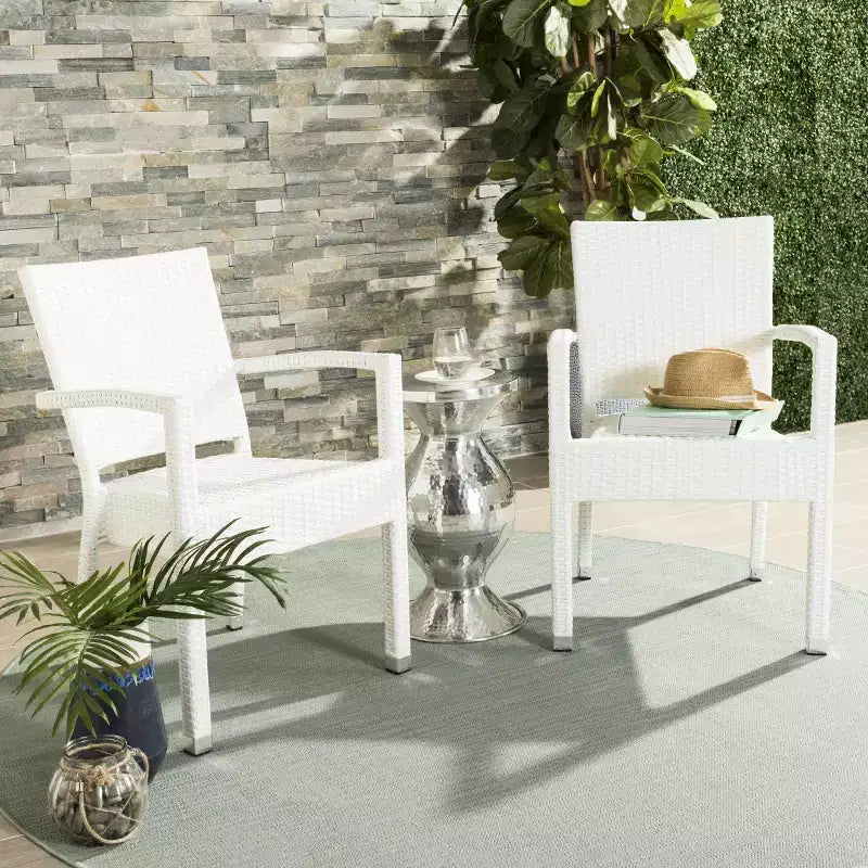 Kelda Chaise empilable intérieur/extérieur (lot de 2) - PAT4004 - Safavieh
