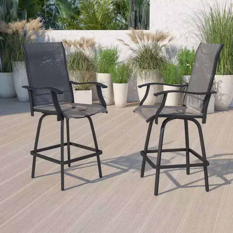 Flash Furniture Valerie – Lot de 2 tabourets de bar d'extérieur pivotants en textilène tout temps avec dossier haut et accoudoirs