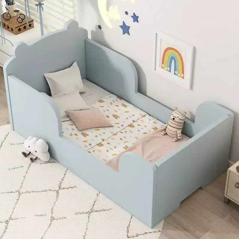 Lit au sol en forme d'ours Okak pour les 3-6 ans, cadre de lit pour tout-petits avec barrière de sécurité, lit pour enfants en forme d'animal mignon