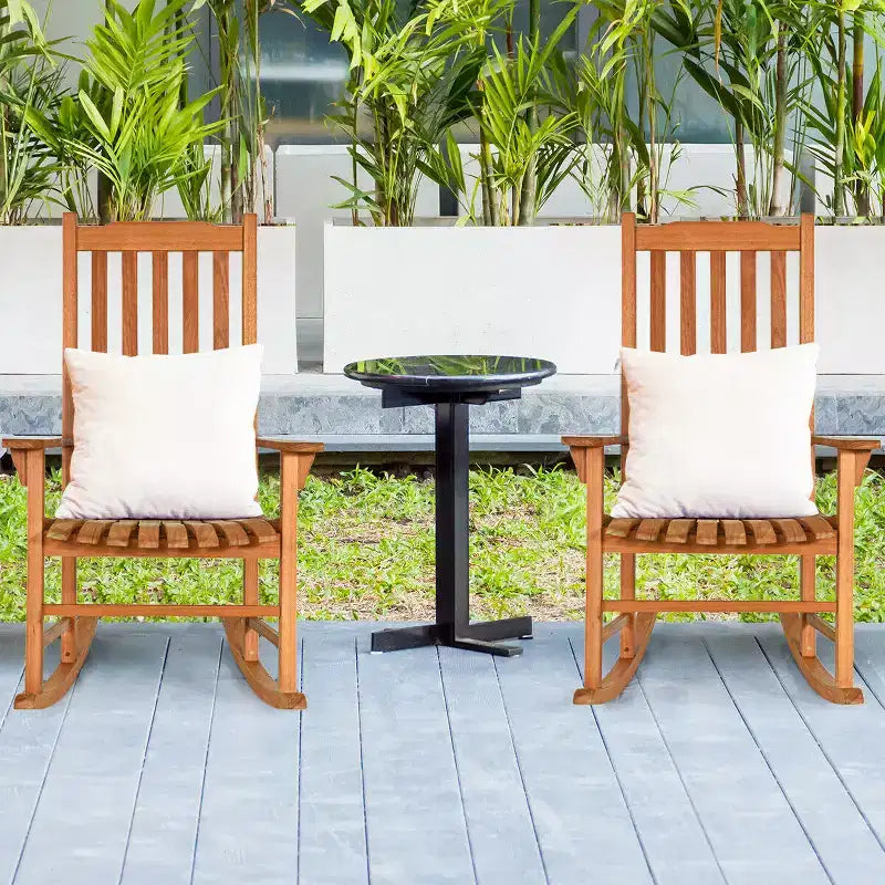 Costway Lot de 2 chaises à bascule d'extérieur en eucalyptus pour terrasse, couleur naturelle