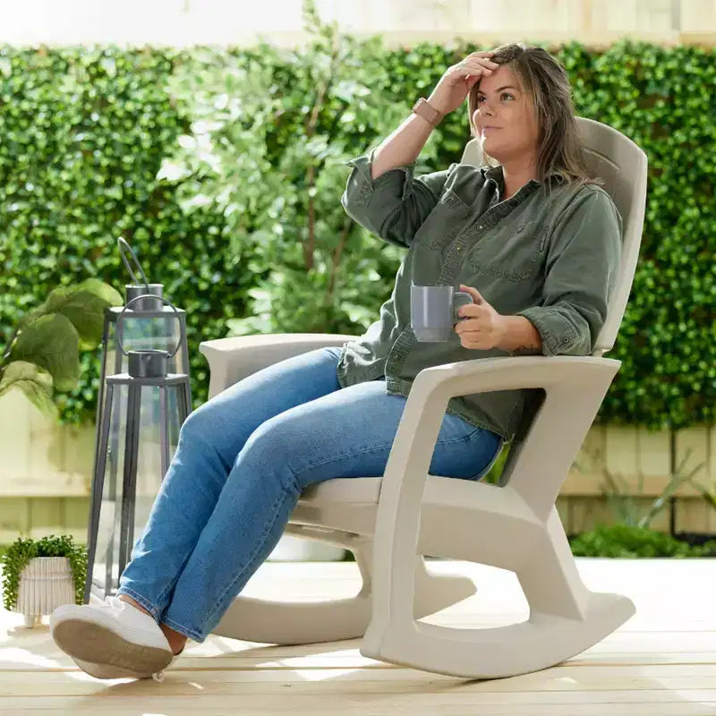 Fauteuil à bascule d'extérieur durable en résine plastique recyclée extra large Semco Plastics SEMTPE