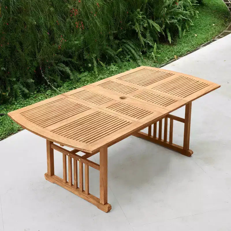 Ensemble de salle à manger d'extérieur Sonoma Lane Merkel 7 pièces en teck avec coussins