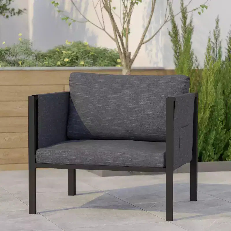 Fauteuil de salon Emma and Oliver pour patio intérieur/extérieur, club avec cadre en acier, coussins et 2 poches de rangement