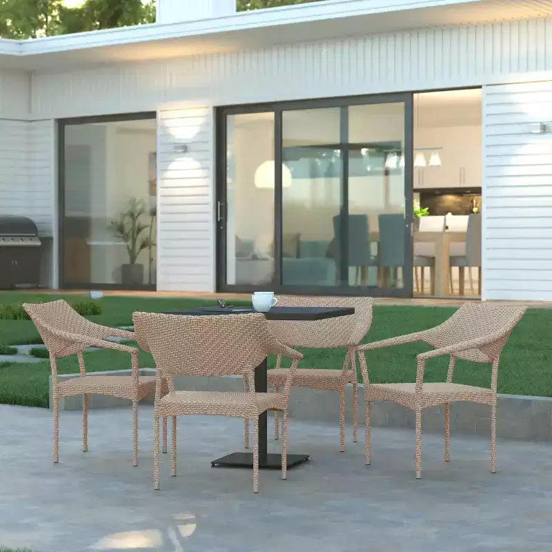 Chaises de salle à manger de patio modernes Emma et Oliver toutes saisons avec rotin PE résistant à la décoloration et aux intempéries et cadre en acier renforcé