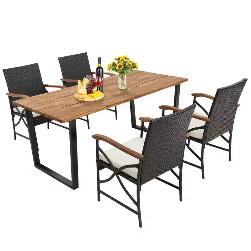 Costway Ensemble de salle à manger en rotin 5 pièces pour patio, table en bois d'acacia et 4 chaises en osier avec trou pour parasol